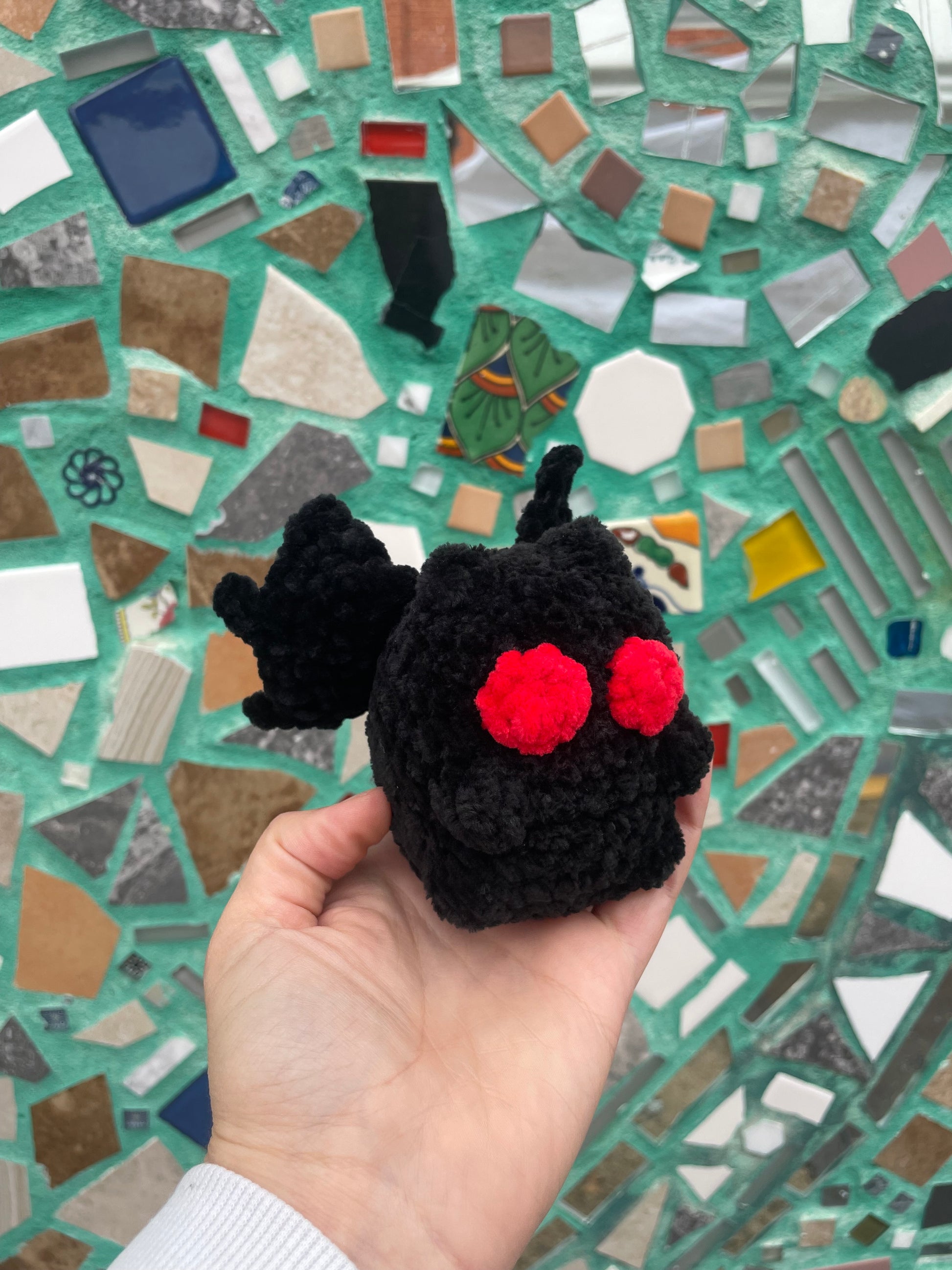 I'm a little obsessed with Mothman… just finished this cutie! : r/crochet